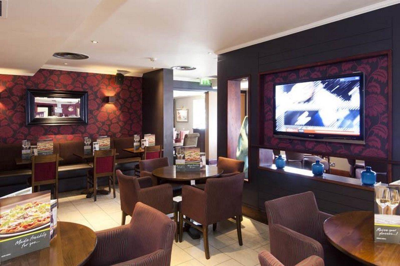 Premier Inn Gatwick Crawley Town West Zewnętrze zdjęcie